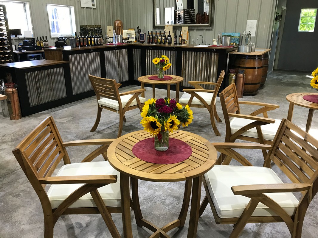 Distant Cellars Visit Us Tasting Room